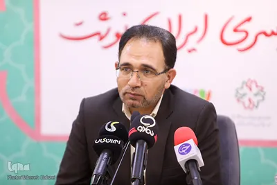 آیین افتتاح جشنواره رونمایی از محصولات نوشت افزار ایرانی اسلامی