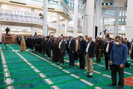 اقامه نماز عید سعید فطر در زنجان