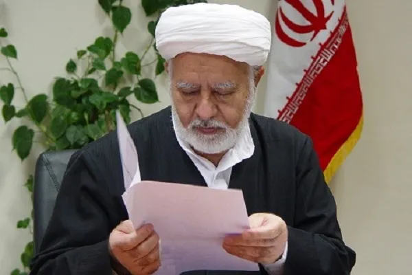 مفاهمه حوزه و دانشگاه دین و دنیای مردم را آباد می‌کند