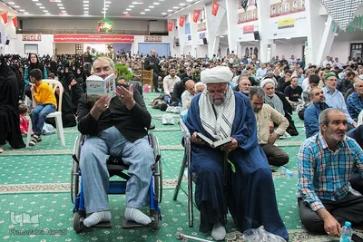 مراسم دعای عرفه در حسینیه جماران