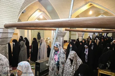 مراسم سحرگاه و اقامه نماز عید فطر در مسجد نو - اصفهان