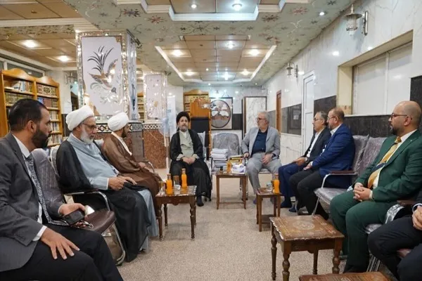 مؤسسة الإمام زين العابدين (ع) في النجف تعمل على إحياء تراث الإمام السجاد (ع)
