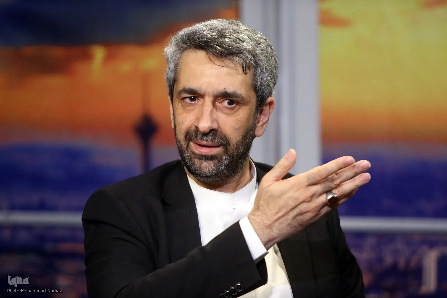 خط پایان برای دشمن بسیار نزدیک‌تر است