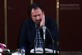 تلاوت آیاتی از کلام‌الله مجید توسط استاد محمدرضا پورزرگری، قاری بین‌المللی در ششمین اجلاسیه دوره پنجم مجلس خبرگان رهبری