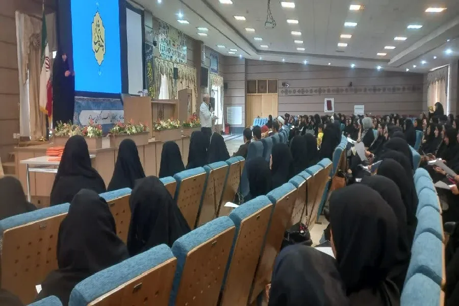 طرح قرآنی «بشری» با حضور ۲۰۰ قرآن‌آموز در شهرکرد آغاز شد + عکس