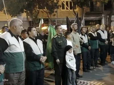 تجمع شبانه مردم اهر در بیعت با رهبری و حمایت از مدافعان وطن