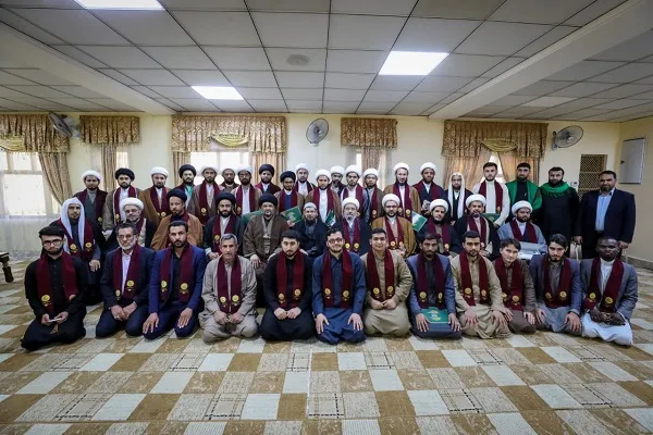 بالصور...معهد قرآني بالعراق يختتم عامه الدراسي بتخرج ٥٠ طالباً