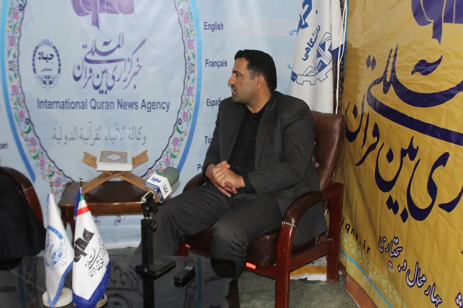 نمایشگاه قرآن یکی از برکات ماه ‌رمضان است