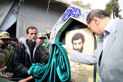 رونمایی از تمثال فرماندهان شهید تهران بزرگ