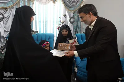 دیدار نمایندگان جامعه قرآنی با خانواده شهید مدافع حرم «مرتضی کریمی»