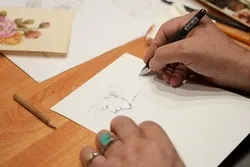 Miniaturausstellung und Workshop eines iranischen Künstlers in Russland