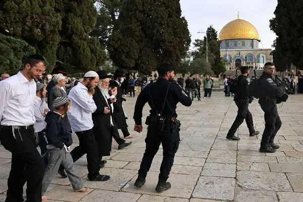 La mosquée d'Al-Aqsa de nouveau profanée