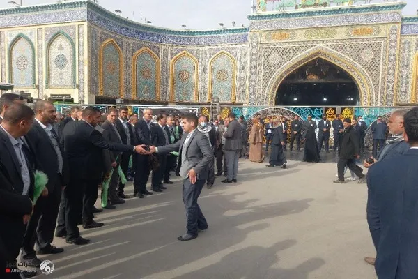 پیکر آیت‌الله صافی در جوار حرم سید الشهداء(ع) به خاک سپرده شد + فیلم