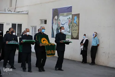آئین قدردانی خادمیاران رضوی از کادر درمان بیمارستان مسلمین شیراز