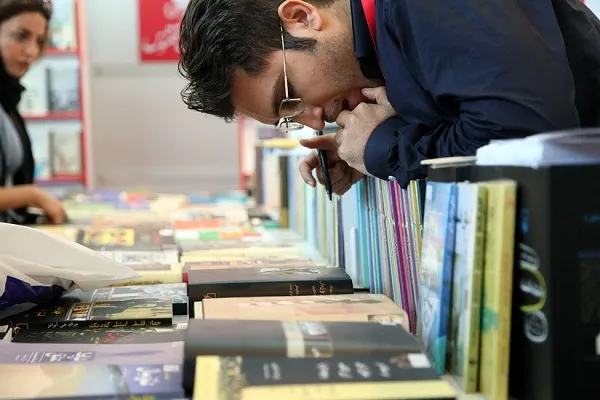 ۲۵ غرفه متخلف در نمایشگاه کتاب تعطیل شد