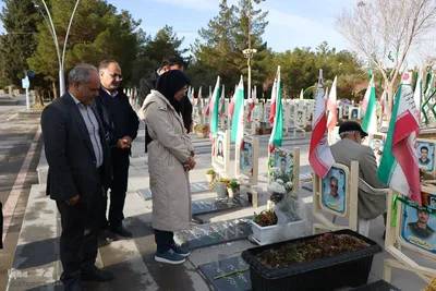 تجدید میثاق اعضای جهاددانشگاهی واحد اصفهان با شهدا