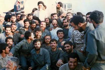 رهبر شهید در گذر زمان