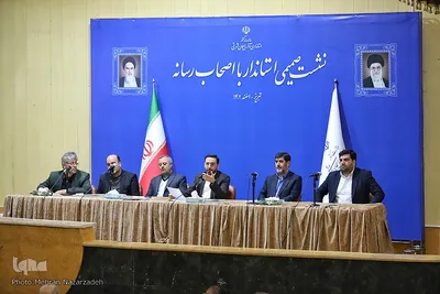 نشست استاندار آذربایجان شرقی با اصحاب رسانه‎