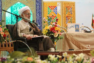 بازدید نماینده ولی‌فقیه در استان مرکزی از مسابقات قرآن دانش‌آموزی/عکاس: زهرا بهرامی