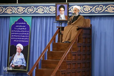 مراسم بزرگداشت آیت‌الله مؤمن در حسینیه امام خمینی(ره)