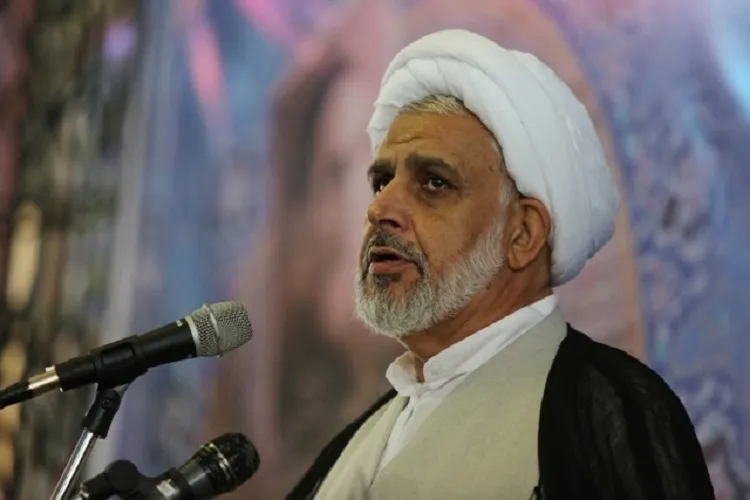 پوشش نامناسب در جامعه اسلامی قابل قبول نیست