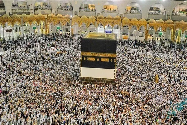 السعودية تشترط تصريحاً مسبقاً على مواطنيها والمقيمين لأداء الحج
