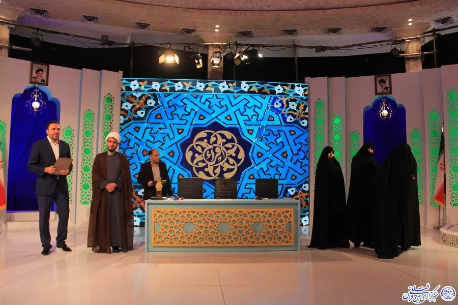 اعلام نتیجه رشته تفسیر مسابقات سراسری قرآن در بخش بانوان/عکاس:زهرا بهرامی