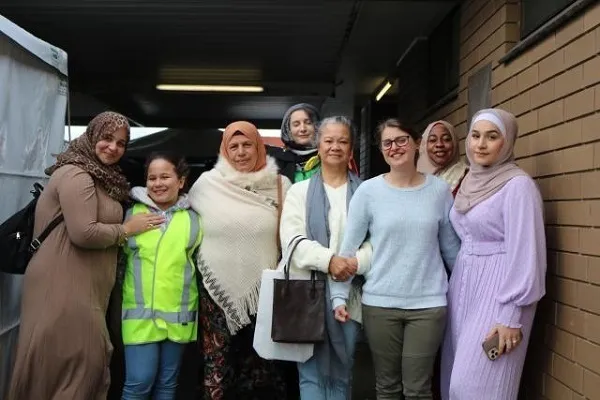 Australia: mezquita abre a personas de todas las religiones