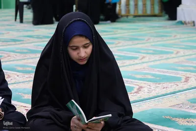 احیای شب نوزدهم ماه رمضان در امامزاده سیدمحمد(ع) خمینی‌شهر