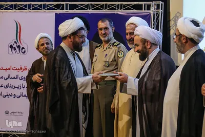 همایش تجلیل از اساتید و مربیان آموزش قرآن کریم سازمان عقیدتی سیاسی ودجا