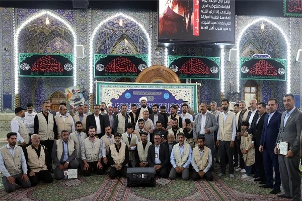 العراق..محفل قرآنيً في رحاب الصحن الحسينيّ لخدّام الإمام الحسين (ع) + صور