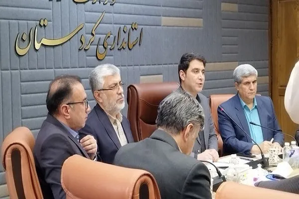تقویت دیپلماسی اقتصادی و مبادلات مرزی از اولویت‌های دولت است