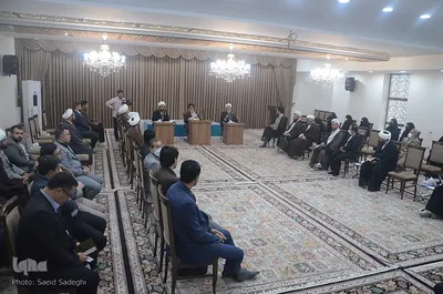نشست علمی تبیین حقایق و ارزش‌های انقلاب در تبریز