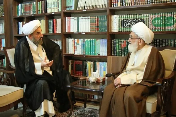 تأکید آیت‌الله العظمی نوری همدانی بر ارتباط با پیروان ادیان الهی
