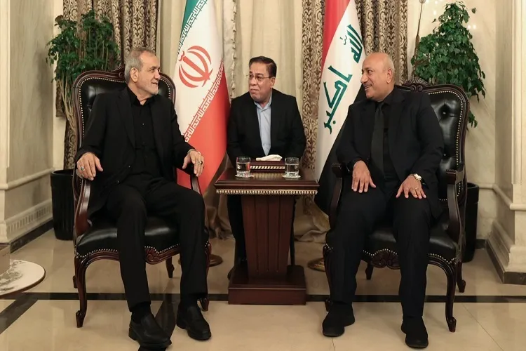 پزشکیان برای عرض ارادت به ساحت اباعبدالله (ع) وارد کربلا شد