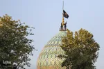 تعویض پرچم حرم مطهر شاهچراغ (ع) به مناسبت شهادت امام جعفر صادق (ع)