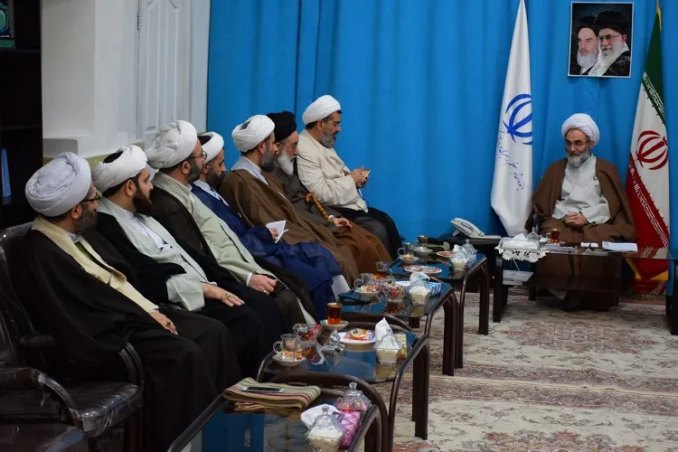حوزه‌های علمیه محل خودسازی است/ لزوم انتقال ساده‌زیستی عالمان دین