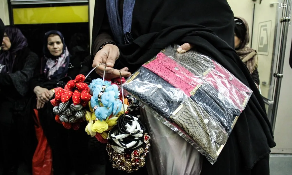 قصه بی پایان دستفروشی/ مصوبه شورا برای ساماندهی مشاغل سیار