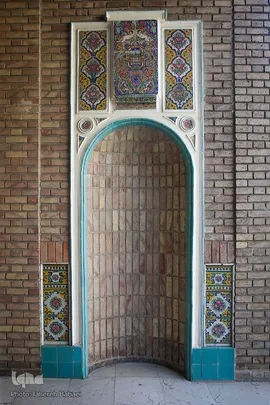 خانه و موزه مقدم