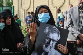تشییع پیکر هنرمند انقلابی حاج نادر طالب‌زاده