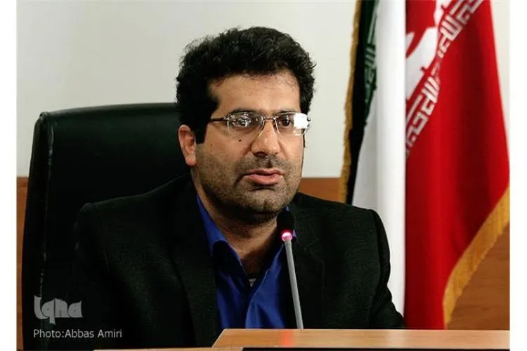 چراغ ادب و هنر عاشورایی خاموش‌شدنی نیست