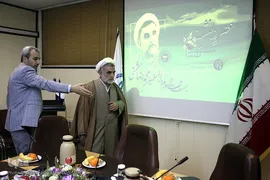 مراسم عصر دلنشین حجت‌الاسلام محمدرضا حشمتی، معاون سابق قرآن و عترت وزارت فرهنگ و ارشاد اسلامی