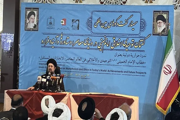 انقلاب اسلامی عدالت را از منظر دین‌خواهی فریاد زد