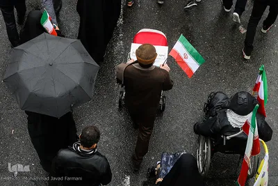 شکوه چهل سالگی/ تهران خیابان آزادی