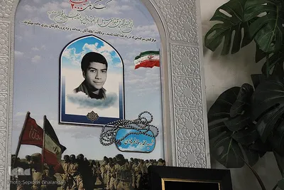 دیدار مسئولان با خانواده خبرنگار شهید محمدرضا فرهادی