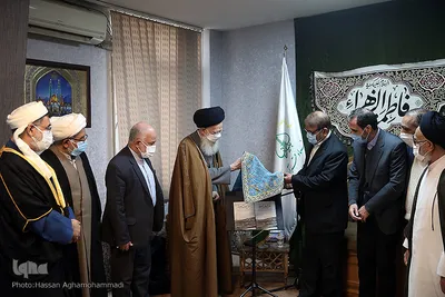 مراسم رونمایی از کتاب «از نیمروز تا امروز» با موضوع تاریخ رجل مذهبی و سیاسی سیستان 
