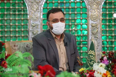 من ماسک می‌زنم