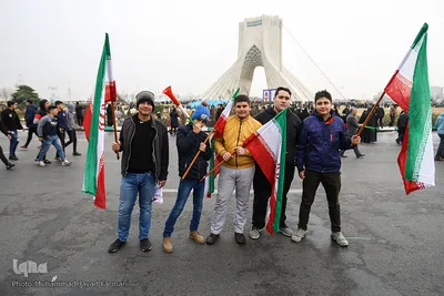 پایه کار انقلاب اسلامی ایران هستیم