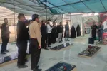 غبارروبی قبور شهدای جنگ تحمیلی 12 روزه توسط اعضای جهاد دانشگاهی لرستان