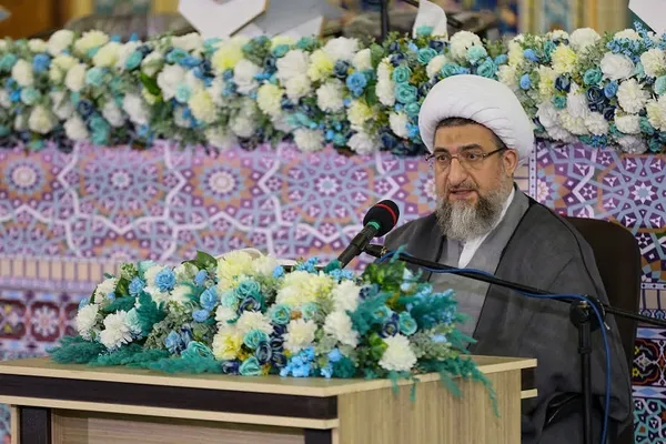 ترتیل خوانی قرآن در مصلای امام خمینی (ره) تبریز